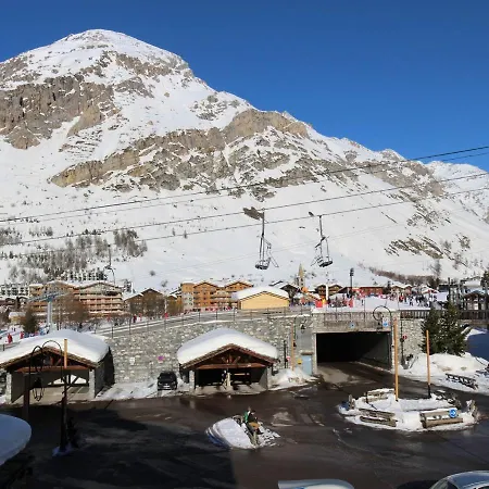 Apartment Soigne Skis Aux Pieds, Proche Village Des Enfants, 5 Pers, Balcon Sud-est - Fr-1-694-254